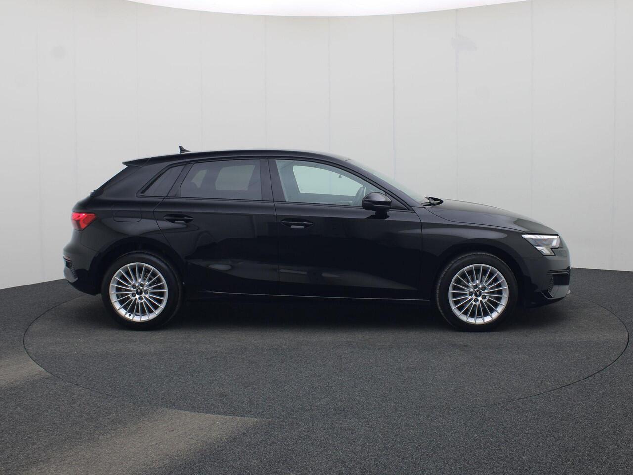 Audi A3 SPORTBACK 30 TFSI/110PK Advanced edition · Navigatie · Parkeersensoren · Apple/Android Car Play · Garantie t/m 21-02-2028 of 100000km.