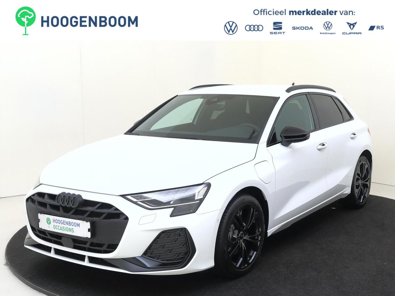 Audi A3 SPORTBACK 40 TFSI e S edition | LED matrix verlichting | Parkeersensoren | Dodehoek detectie | Keyless | Cruise Control | Audi virtual cockpit | CarPlay |