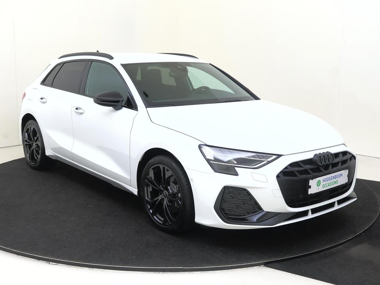 Audi A3 SPORTBACK 40 TFSI e S edition | LED matrix verlichting | Parkeersensoren | Dodehoek detectie | Keyless | Cruise Control | Audi virtual cockpit | CarPlay |
