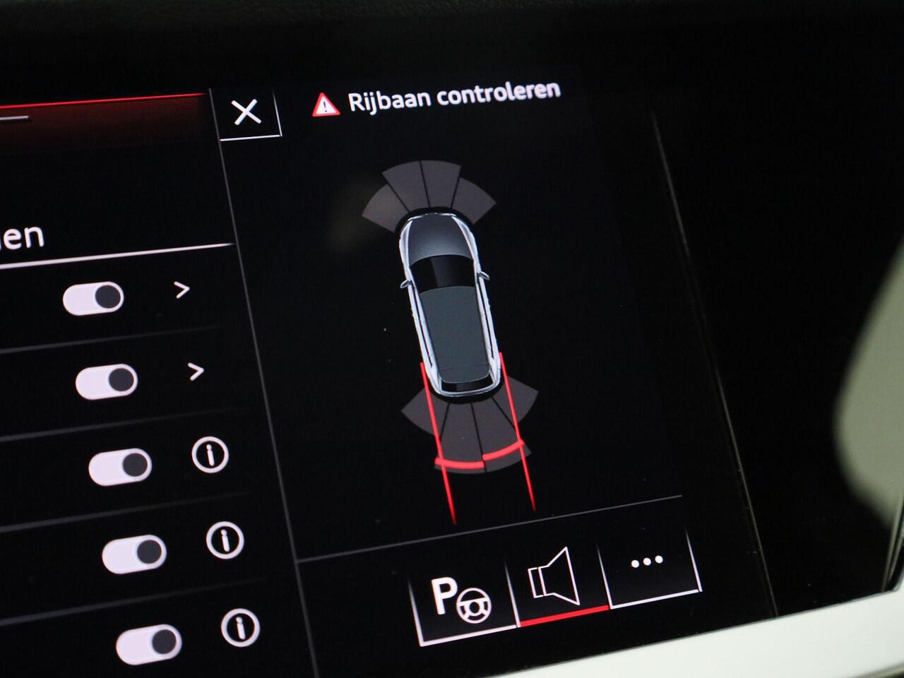 Audi A3 SPORTBACK 40 TFSIe 150kW/204PK S Edition · Panoramadak · Leder · Trekhaak · Garantie t/m 07-12-2028 of 100000km