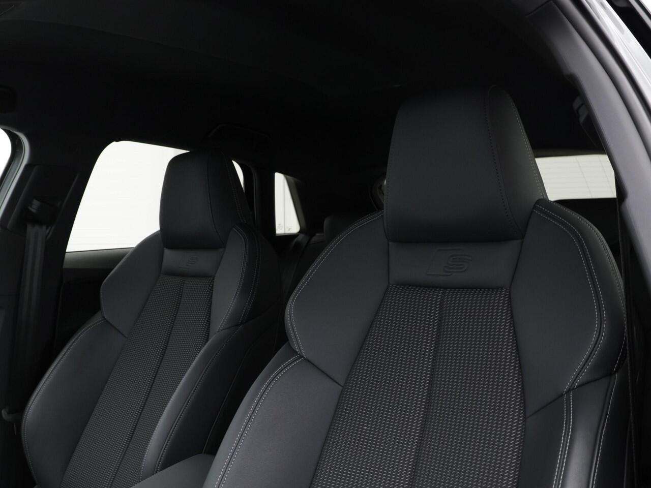 Audi A3 SPORTBACK 35 TFSI 150pk S-tronic S edition · Sonos Audio · Camera · Apple/Android Car Play · Adaptive Cruise Control · Sfeerverlichting · Afgevlakt Stuurwiel · 18'' Inch · Garantie t/m 29-10-2028 of 100.000km