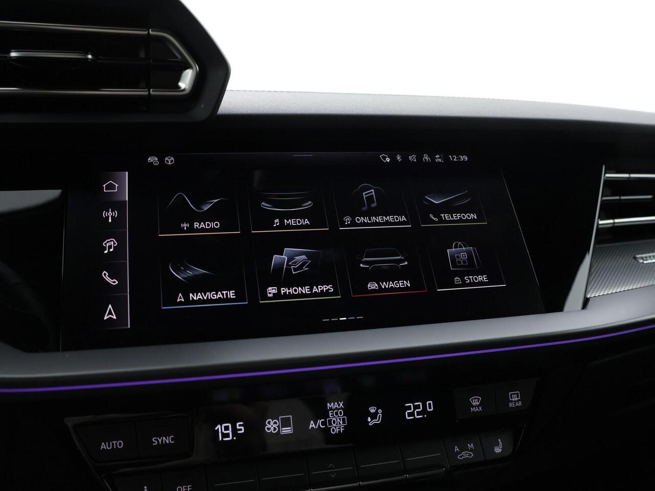 Audi A3 SPORTBACK 35 TFSI 150pk S-tronic S edition · Sonos Audio · Camera · Apple/Android Car Play · Adaptive Cruise Control · Sfeerverlichting · Afgevlakt Stuurwiel · 18'' Inch · Garantie t/m 29-10-2028 of 100.000km