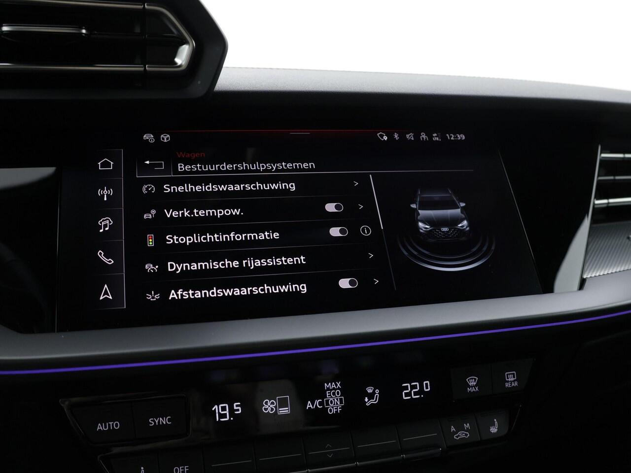 Audi A3 SPORTBACK 35 TFSI 150pk S-tronic S edition · Sonos Audio · Camera · Apple/Android Car Play · Adaptive Cruise Control · Sfeerverlichting · Afgevlakt Stuurwiel · 18'' Inch · Garantie t/m 29-10-2028 of 100.000km