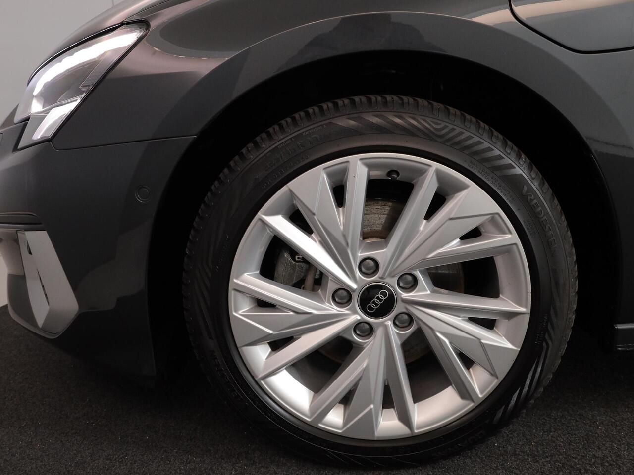 Audi A3 SPORTBACK 40 TFSI e Advanced edition 204pk | Navigatie | Verwarmbare voorstoelen | Verlengde garantie | 17 inch lichtmetalen velgen