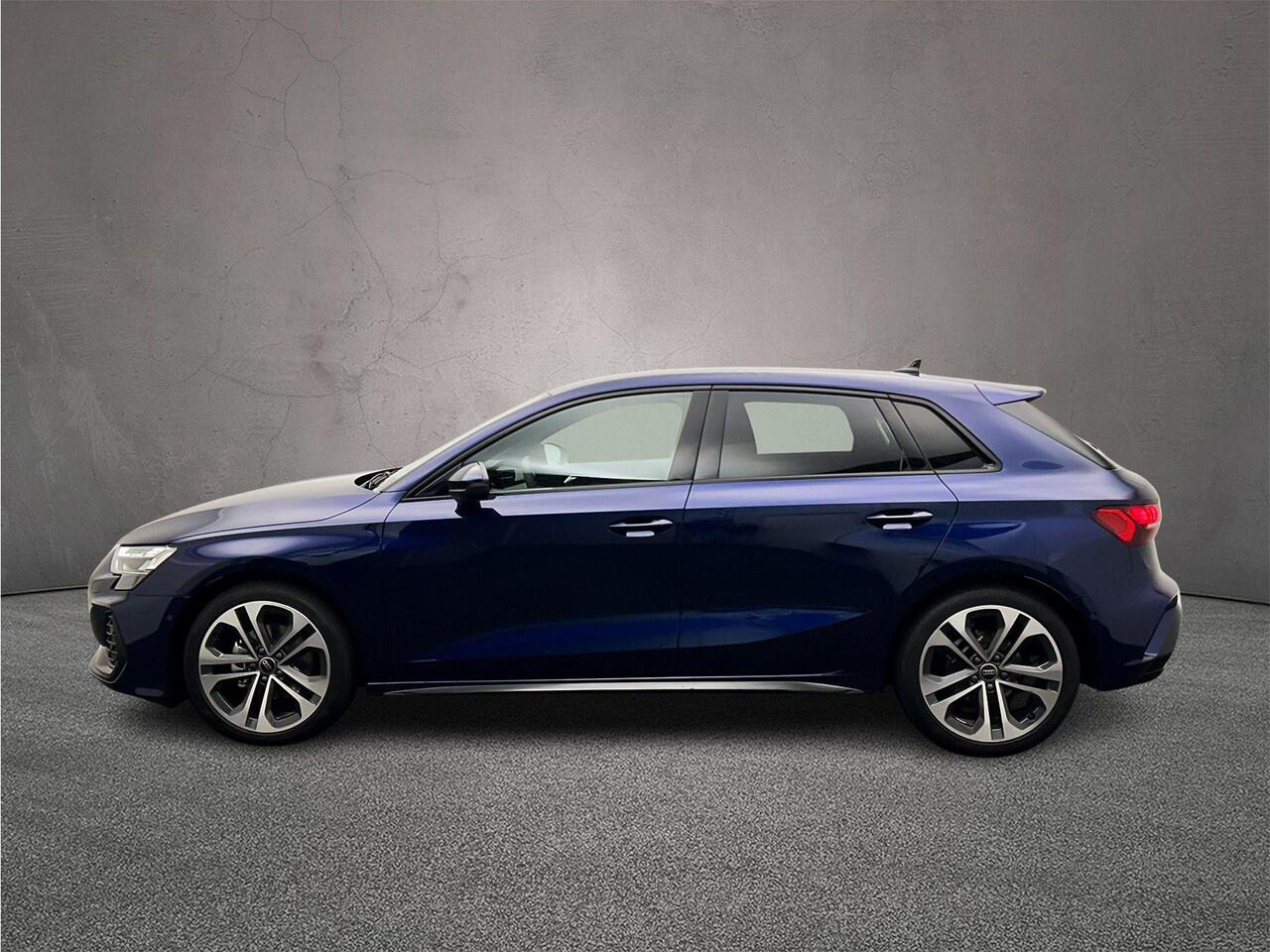 Audi A3 SPORTBACK 30 TFSI 110PK S edition | 18-Inch | Lichtpakket Plus | Adaptive-Cruise | Achterruitrijcamera | Zwart-Optiek