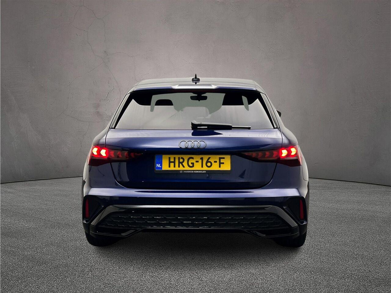 Audi A3 SPORTBACK 30 TFSI 110PK S edition | 18-Inch | Lichtpakket Plus | Adaptive-Cruise | Achterruitrijcamera | Zwart-Optiek