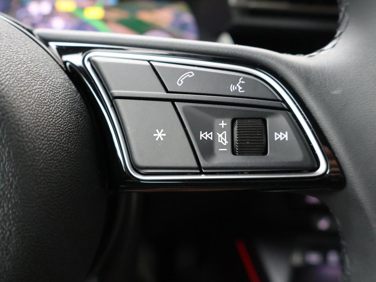 Audi A3 SPORTBACK 40 TFSI e Advanced edition 18" LM Velgen / Assistentie Pakket / Optiekpakket Zwart Plus /