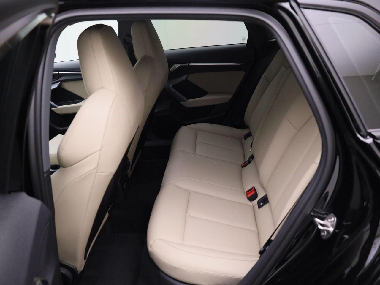 Audi A3 SPORTBACK 30 TFSI Advanced edition