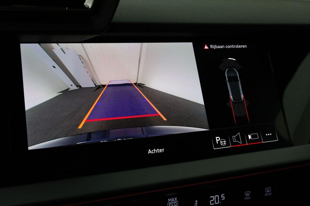 Audi A3 SPORTBACK 45 TFSI e 272 PK S edition Competition | Achteruitrijcamera | Sfeerverlichting | Stoelverwarming | Standkachel | Draadloos Apple Carplay | Drive Select |