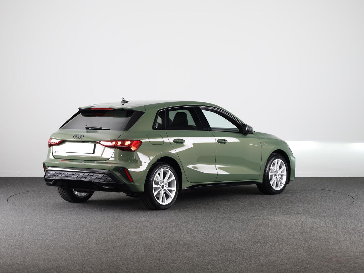 Audi A3 SPORTBACK 40 TFSI e S edition 204pk | Verlengde garantie | Parkeercamera | Adaptieve cruise controle | Optiek pakket zwart Plus | Extra getint glas