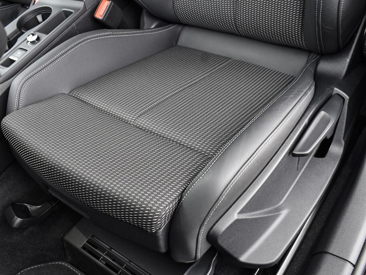 Audi A3 SPORTBACK 35 TFSI S-tronic 150pk S edition · Camera · Apple/Android Car Play · Navigatie · ACC · Verkeersbord Detectie · Sportstoelen · Garantie tot 13-01-2029 of 100.000km