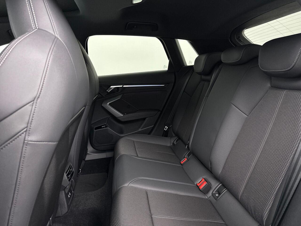 Audi A3 SPORTBACK S edition Competition 45 TFSI e 200 kW / 272 PK Sp