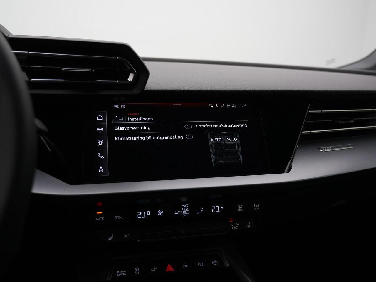 Audi A3 SPORTBACK 40 TFSI e 204 pk S-tronic Advanced edition | Stoelverwarming | Navigatie | Parkeersensoren voor/achter