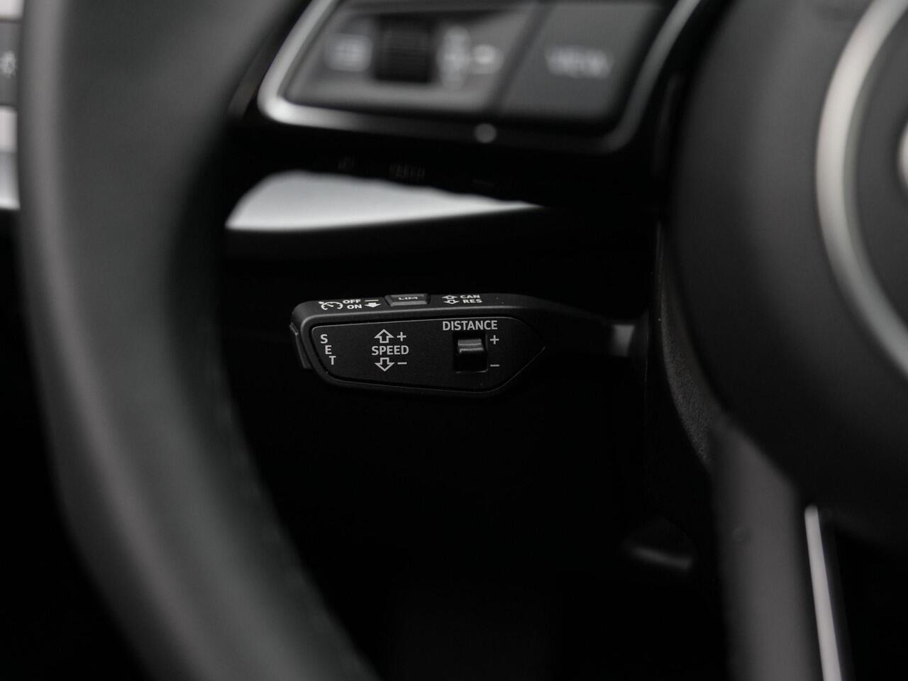 Audi A3 SPORTBACK 40 TFSI e 204 pk S-tronic Advanced edition | Stoelverwarming | Navigatie | Parkeersensoren voor/achter