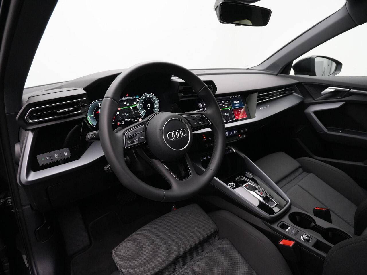 Audi A3 SPORTBACK 40 TFSI e 204 pk S-tronic Advanced edition | Stoelverwarming | Navigatie | Parkeersensoren voor/achter