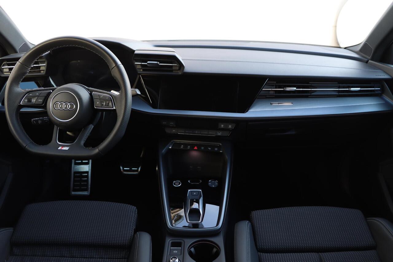 Audi A3 SPORTBACK 30 TFSI S edition 115pk S-Tronic