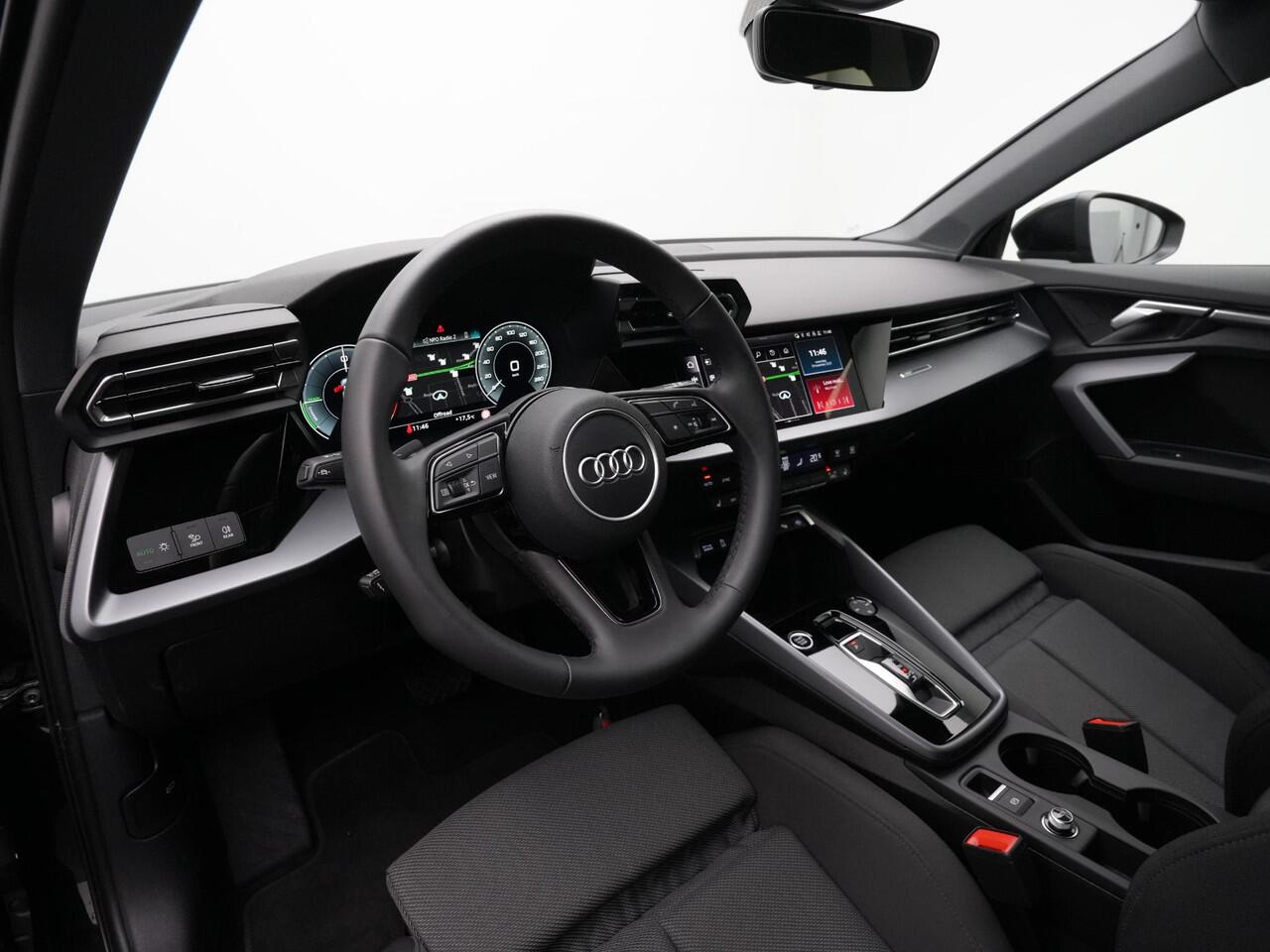 Audi A3 SPORTBACK 40 TFSI e 204 pk S-tronic Advanced edition | Stoelverwarming | Navigatie | Parkeersensoren voor/achter
