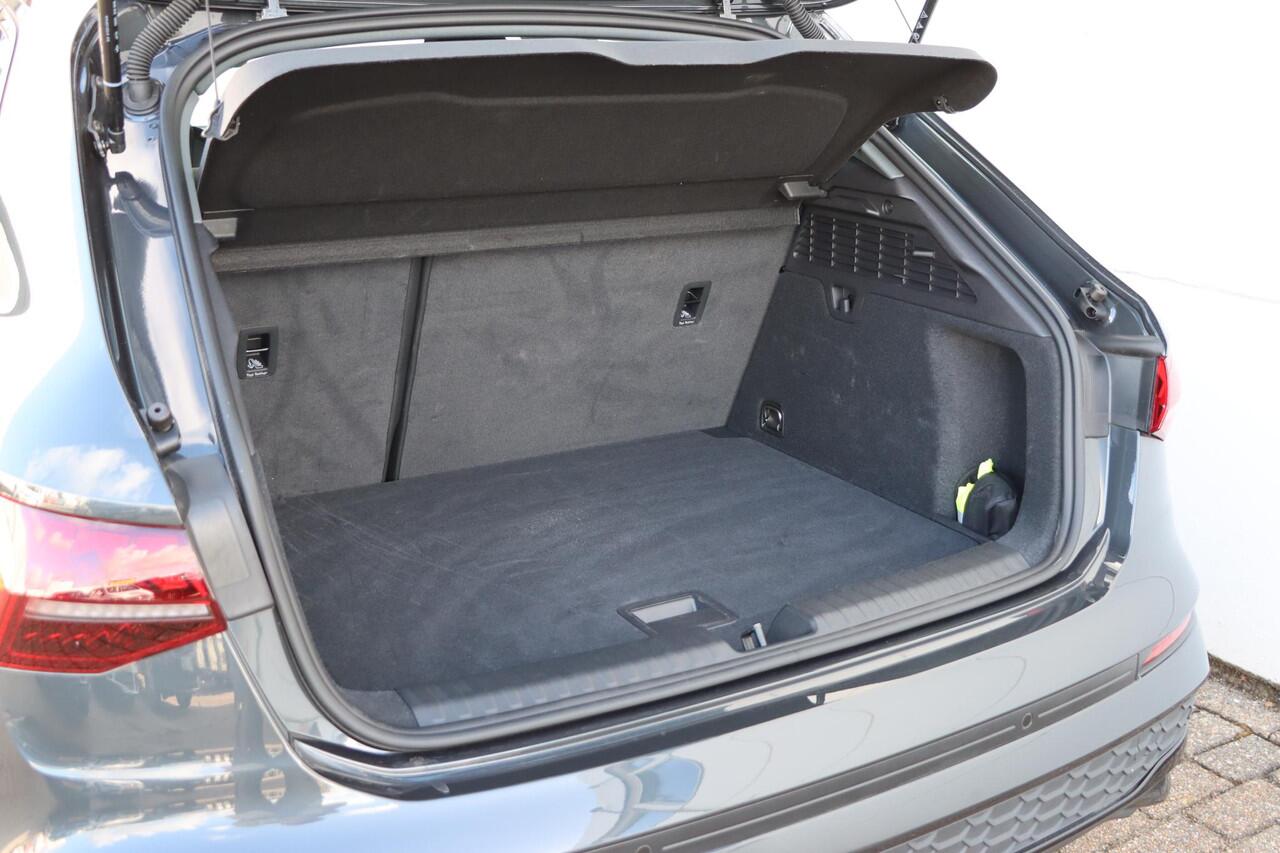 Audi A3 SPORTBACK 35 TFSI Advanced Edition 150pk S-Tronic | CarPlay | Camera | Park assist | Keyless