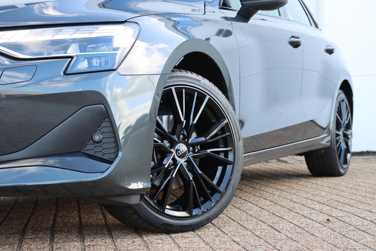 Audi A3 SPORTBACK 35 TFSI Advanced Edition 150pk S-Tronic | CarPlay | Camera | Park assist | Keyless