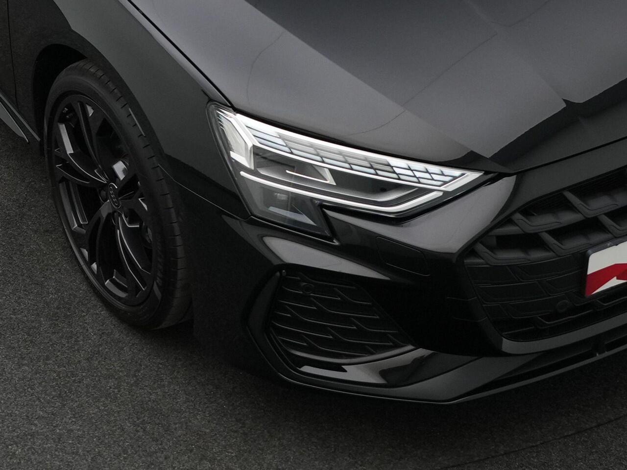 Audi A3 SPORTBACK 30 TFSI 116 pk S-tronic S edition Black Optic| S-Line | Achteruitrijcamera | Adaptive Cruise | Navigatie