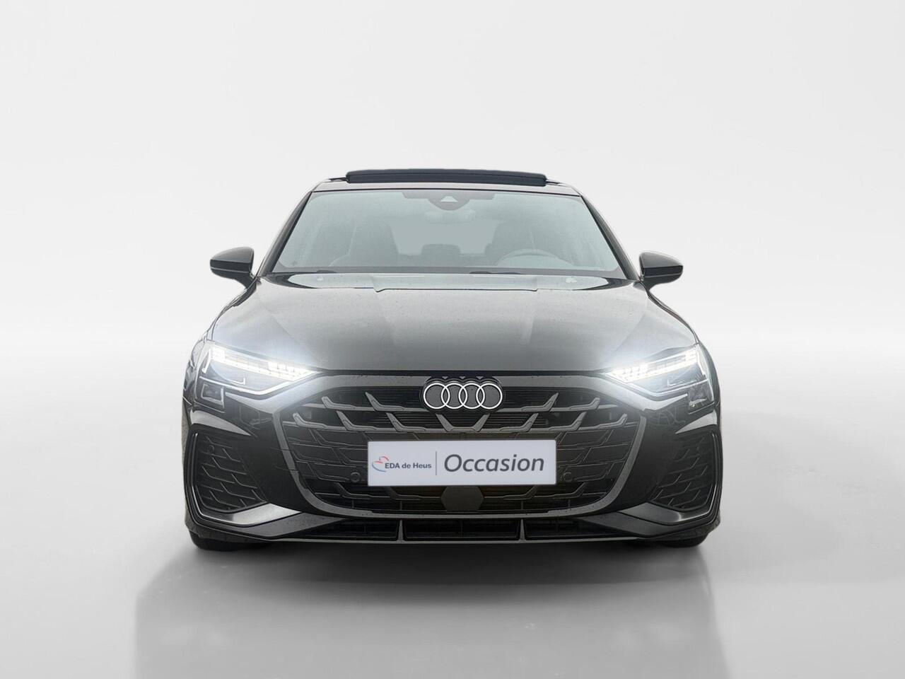 Audi A3 SPORTBACK 35 TFSI S edition | 3X S Line | Schuif-Kantel Dak | Sportstoelen | SONOS | Camera | Stoelverwarming | Apple Carplay | Adaptief Cruise Control | Climate Control