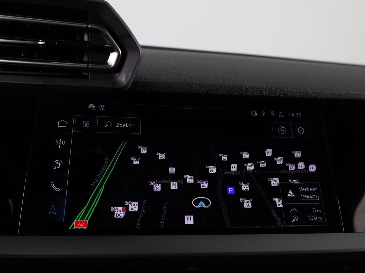 Audi A3 SPORTBACK 40 TFSI e Advanced edition 204 pk S-tronic | Verlengde garantie | Navigatie | Parkeersensoren (Park assist) | Achteruitrijcamera | Adaptieve cruise control | Stoelverwarming |