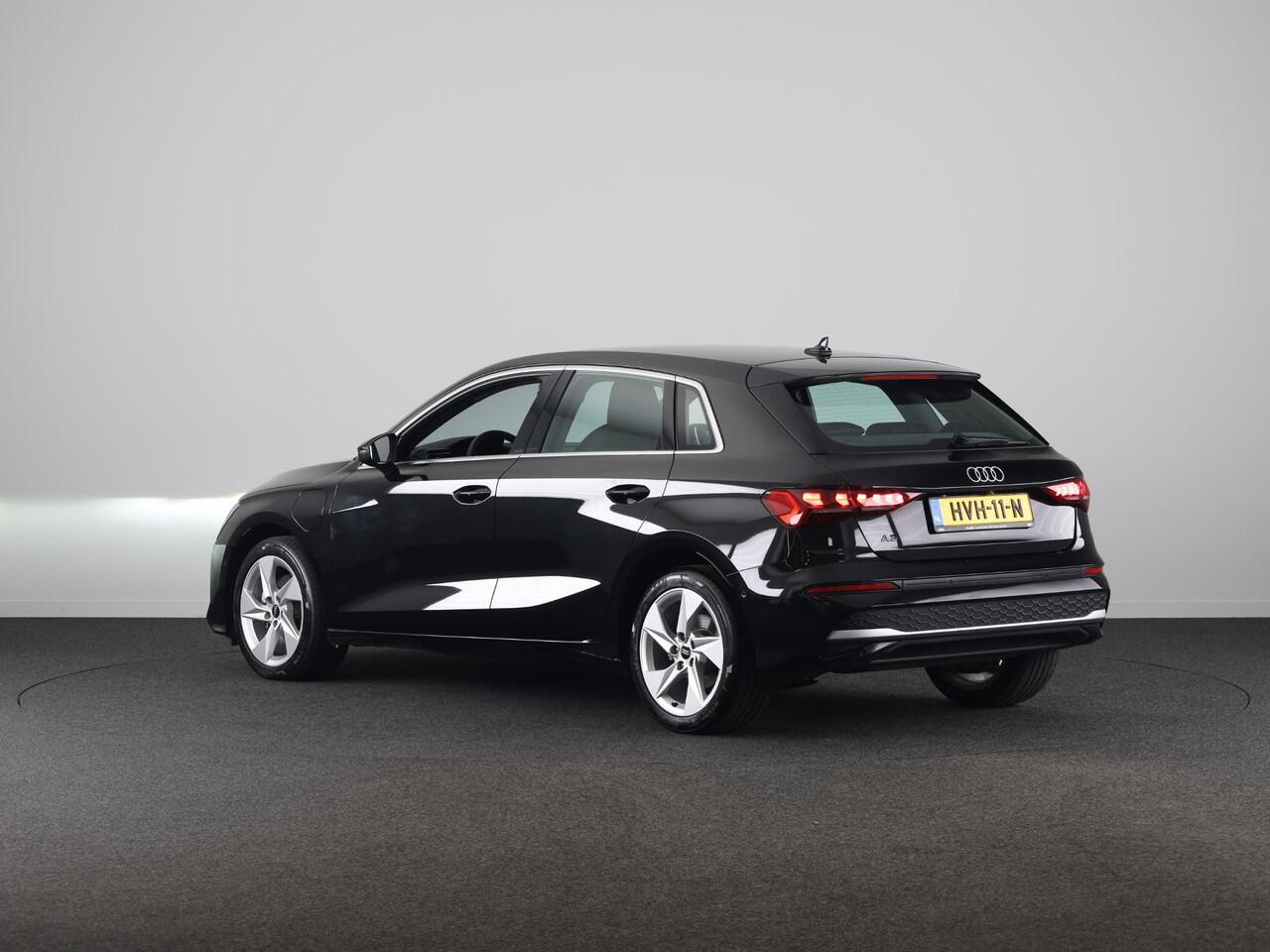 Audi A3 SPORTBACK 40 TFSI e Advanced edition 204 pk S-tronic | Verlengde garantie | Navigatie | Parkeersensoren (Park assist) | Achteruitrijcamera | Adaptieve cruise control | Stoelverwarming |