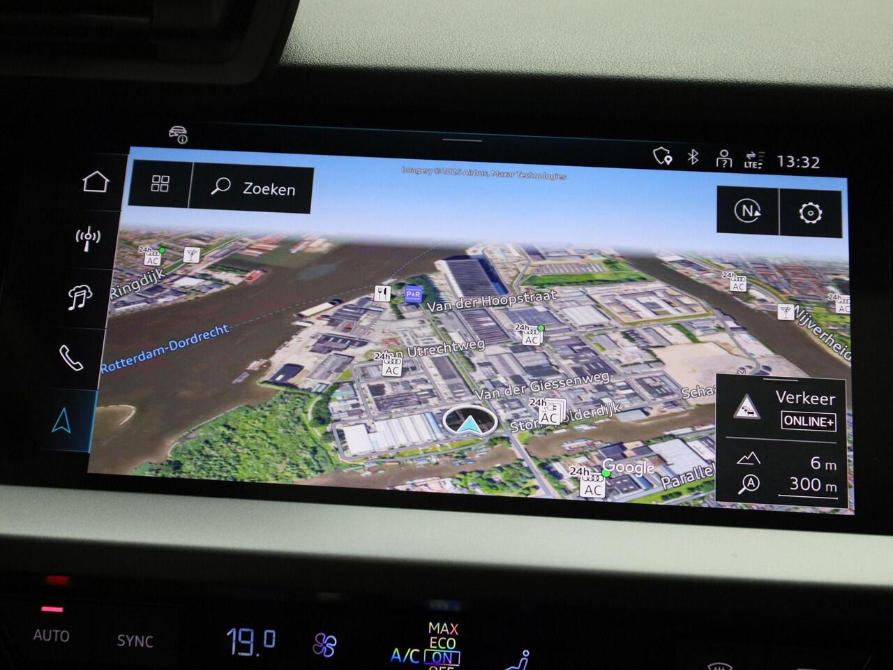 Audi A3 SPORTBACK 45 TFSIe 272PK S Line Competition · Panoramadak · Drive select · Camera + Parkeersensoren · Garantie t/m 16-04-2027 · TOPDEAL