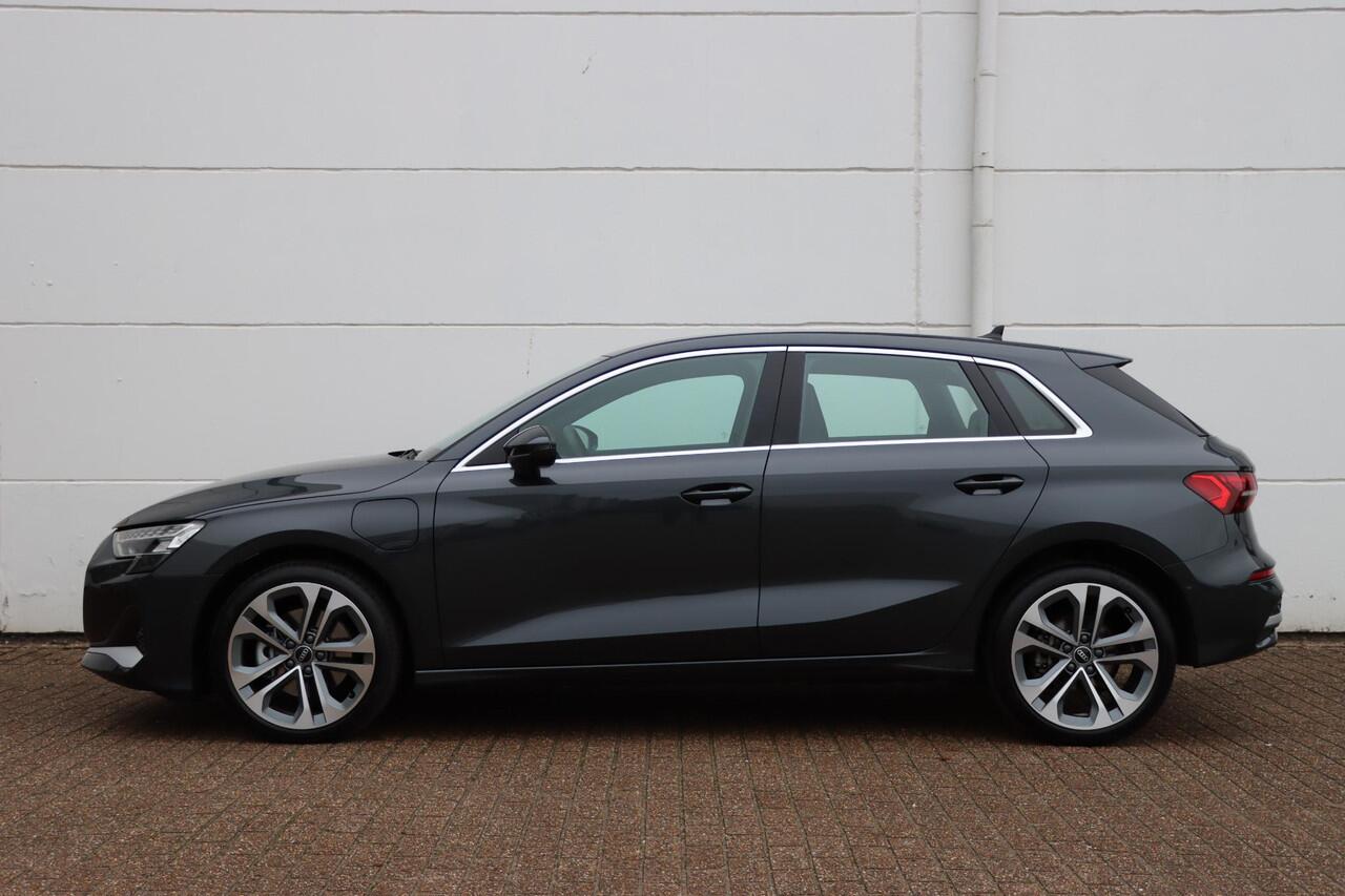 Audi A3 SPORTBACK 40 TFSI e Advanced edition 204pk | ACC | Stoelverwarming | Camera | CarPlay | Park assist