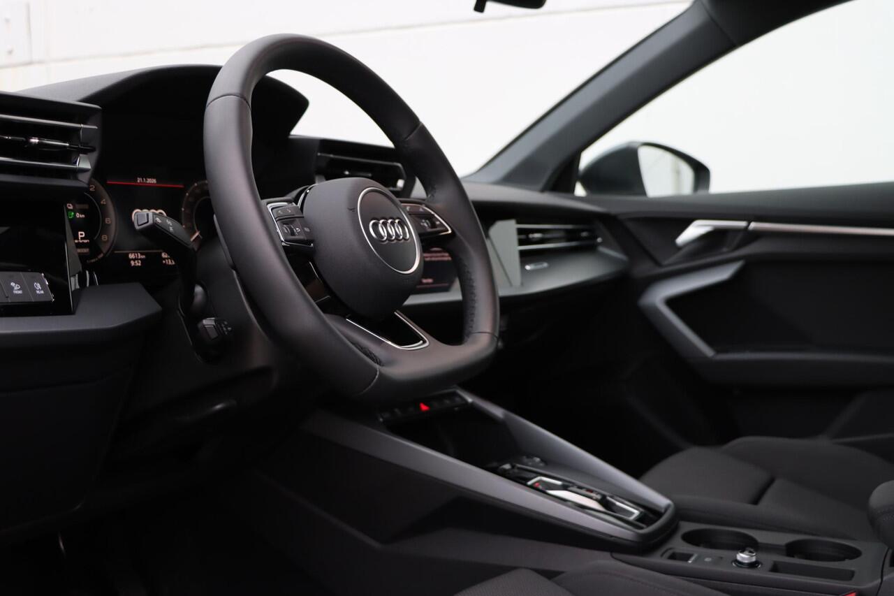 Audi A3 SPORTBACK 40 TFSI e Advanced edition 204pk | ACC | Stoelverwarming | Camera | CarPlay | Park assist