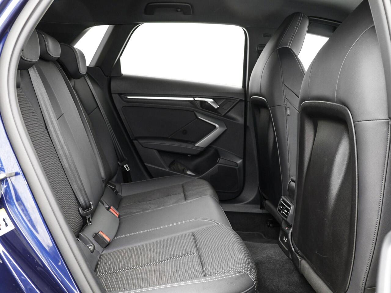 Audi A3 SPORTBACK 40 TFSIe 204pk S-tronic S edition · Camera · Apple/Android Car Play · Stoelverwarming · Parkeer Assistent · P-Sensoren · 17'' Inch · Garantie t/m 08-07-2029 of 100.000km