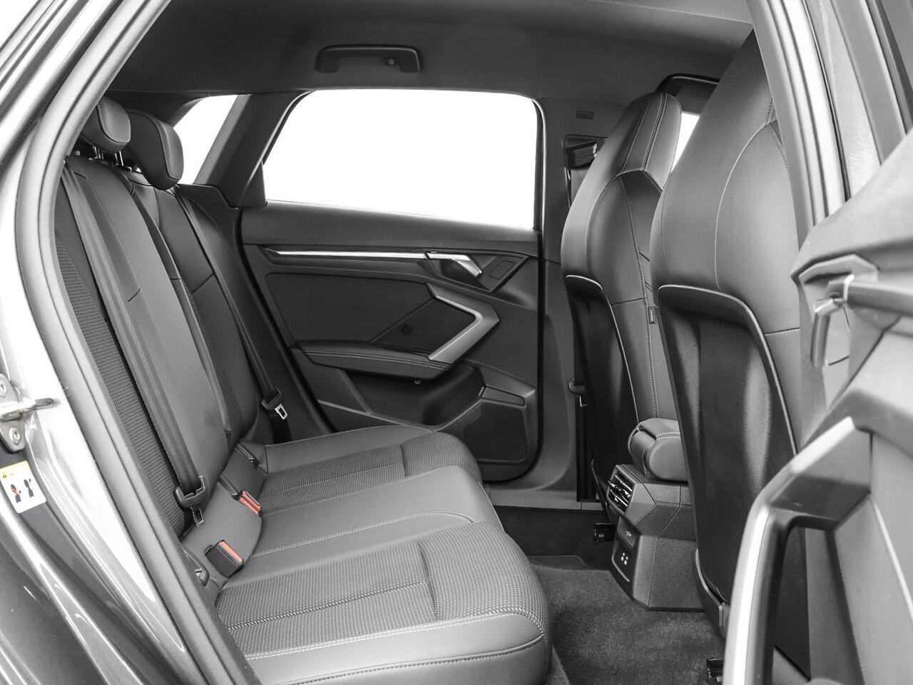 Audi A3 SPORTBACK 40 TFSIe 204pk S-tronic S edition · Camera · Apple/Android Car Play · Navigatie · Stoelverwarming · P-Sensoren · 18'' Inch · Garantie t/m 06-05-2029 of 100.000km