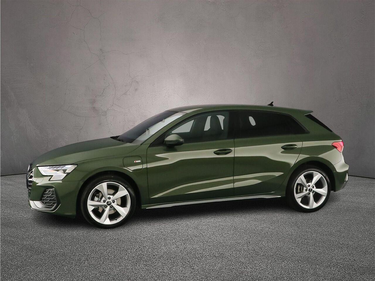 Audi A3 SPORTBACK 40 TFSI e S edition | Trekhaak | Sonos | Achteruitrijcamera | Matrix-led | ACC | Carplay |