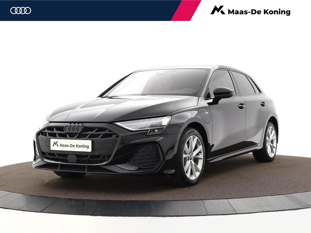 Audi A3 SPORTBACK 40 TFSIe 204pk S-tronic S edition · Camera · Apple/Android Car Play · Navigatie · Stoelverwarming · Zwart optiek · P-Sensoren · 17'' Inch · Garantie t/m 12-06-2029 of 100.000km