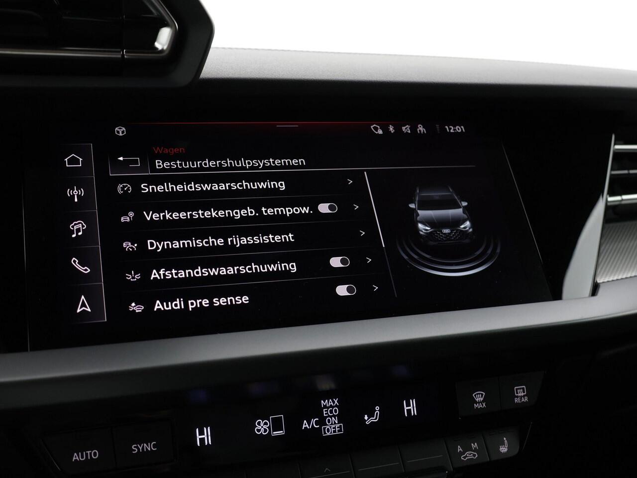 Audi A3 SPORTBACK 40 TFSIe 204pk S-tronic S edition · Camera · Apple/Android Car Play · Navigatie · Stoelverwarming · Zwart optiek · P-Sensoren · 17'' Inch · Garantie t/m 12-06-2029 of 100.000km