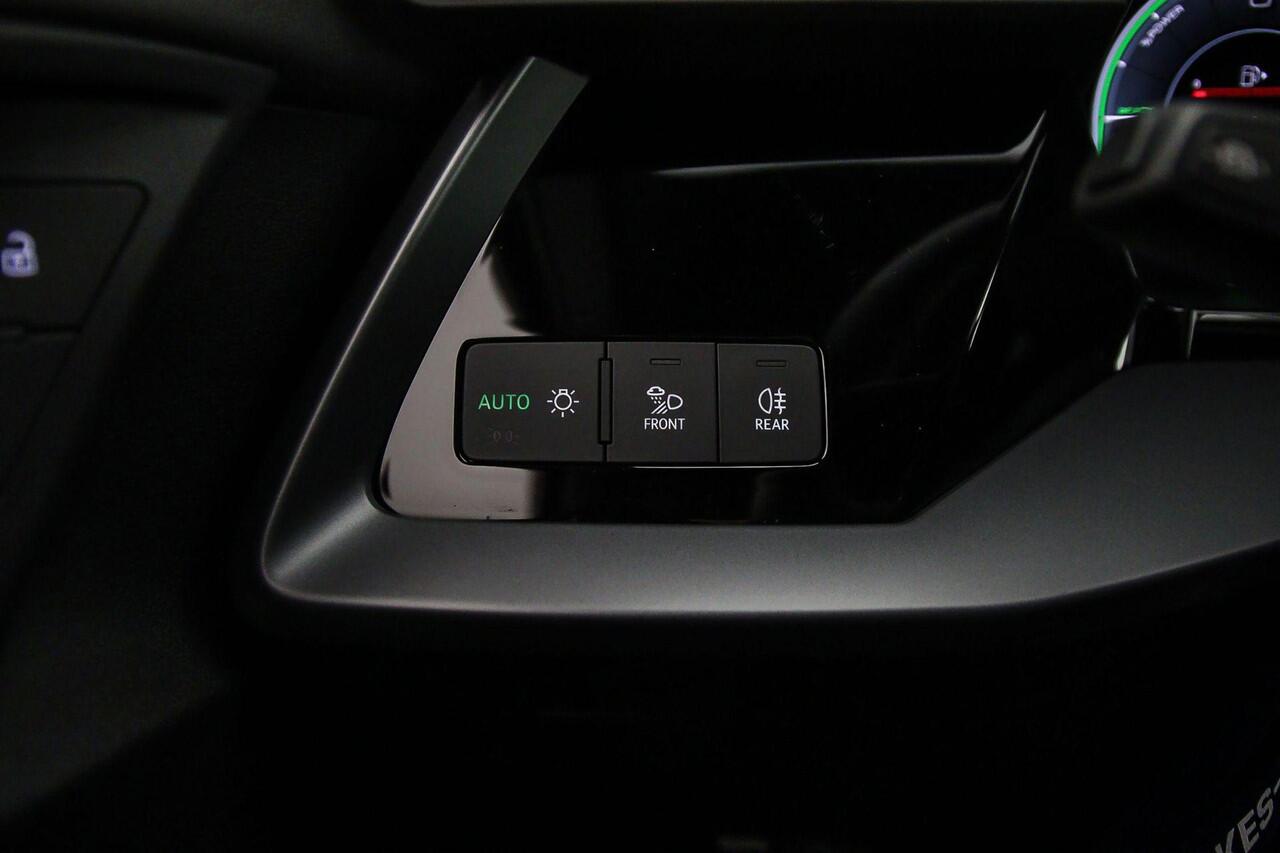 Audi A3 SPORTBACK 45 TFSI e S edition Competition | Carbon | Trekhaak | Achteruitrijcamera | Matrix-led | MMI plus | ACC | Sonos | Headup |