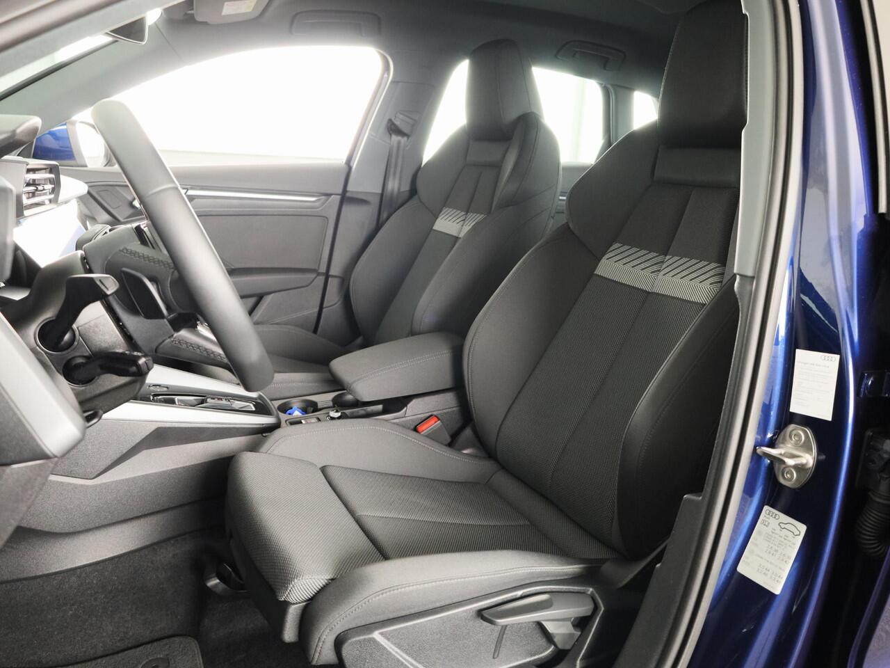 Audi A3 SPORTBACK 40 TFSI e Advanced edition 204PK | Adaptive cruise control | Sportstoelen | Smartphone Interface