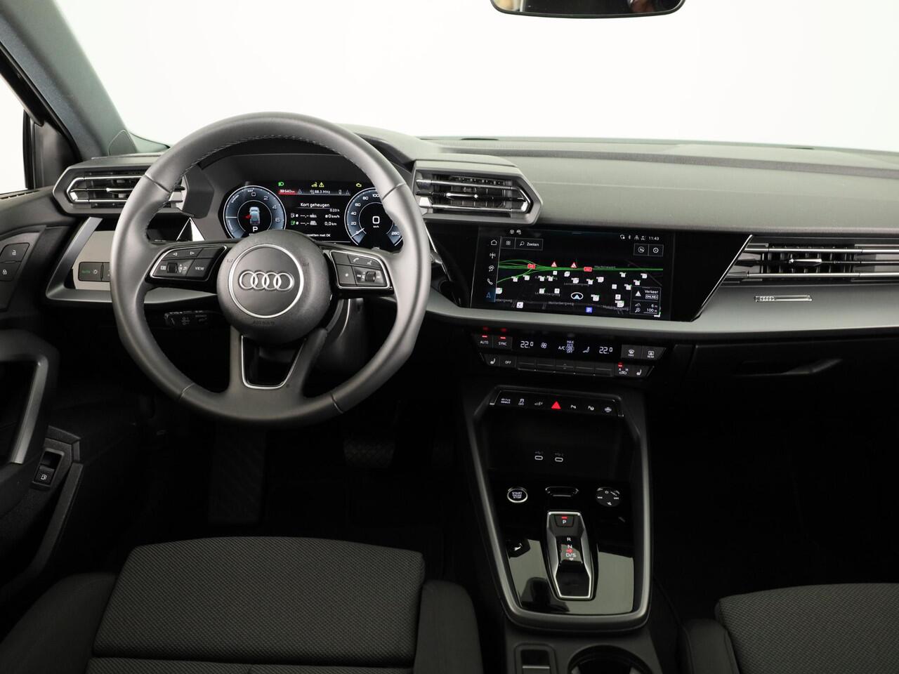 Audi A3 SPORTBACK 40 TFSI e Advanced edition 204pk | Verlengde garantie | Navigatie | Extra getint glas | Verwarmbare voorstoelen