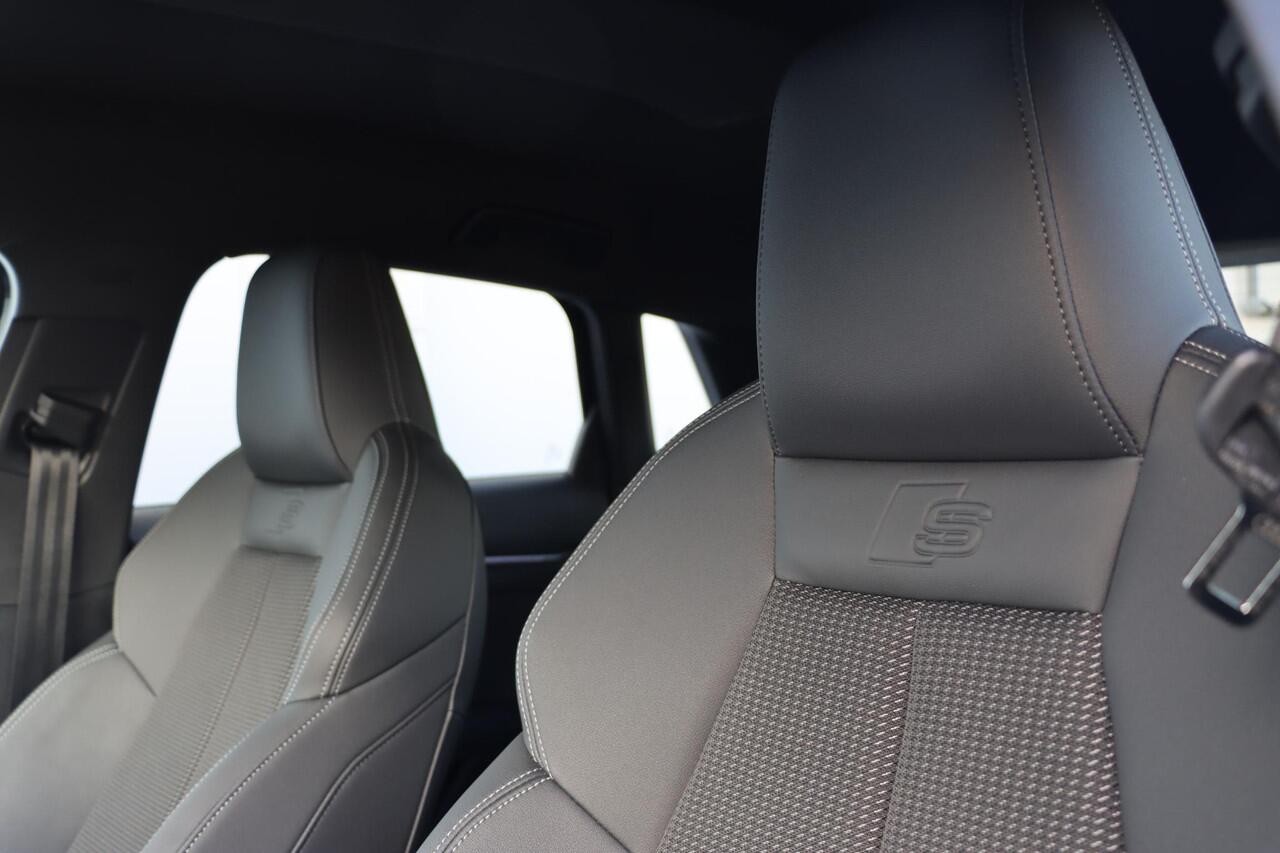 Audi A3 SPORTBACK 30 TFSI S edition 115pk S-Tronic | S-Line | ACC | Park assist | CarPlay