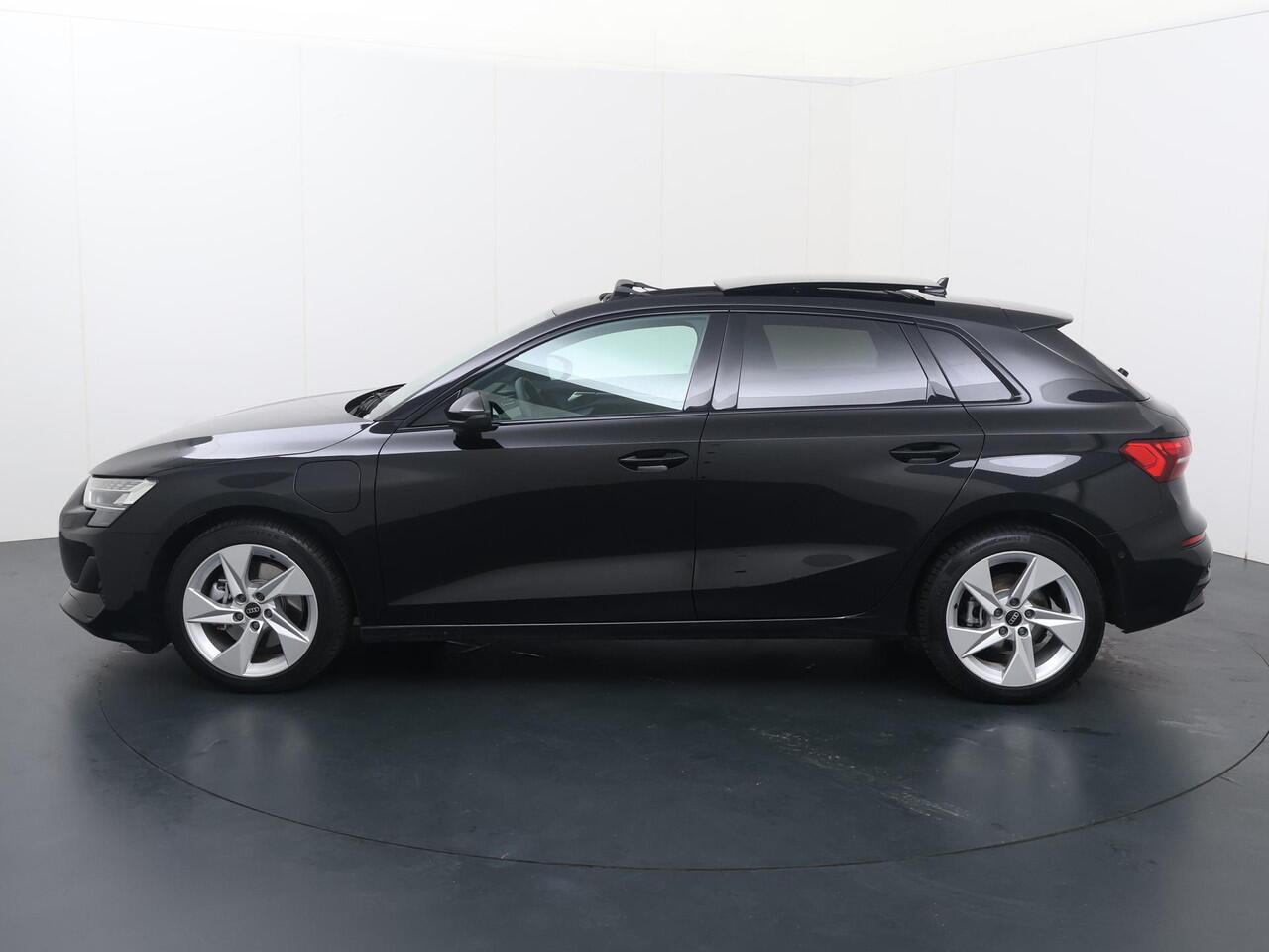 Audi A3 SPORTBACK 40 TFSI e Advanced edition | 204 PK | SoH 100% | Automaat | Panoramadak | Achteruitrijcamera | Apple Carplay/Android Auto |