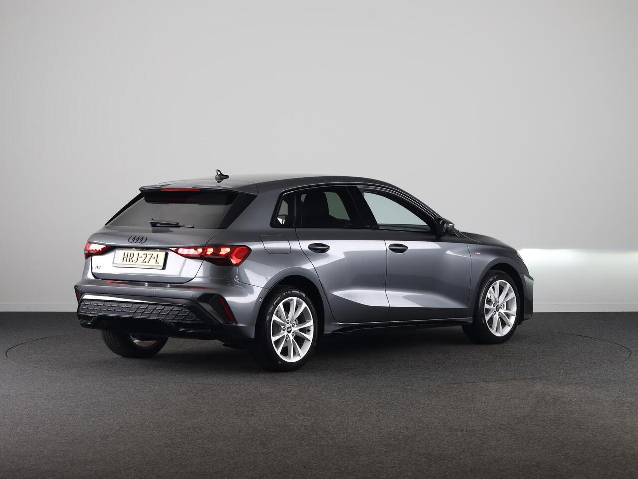 Audi A3 SPORTBACK 40 TFSI e S edition 204pk S-tronic | Verlengde garantie | Navigatie | Parkeersensoren (Park assist) | Adaptieve cruise control | Stoelverwarming | S-Line |
