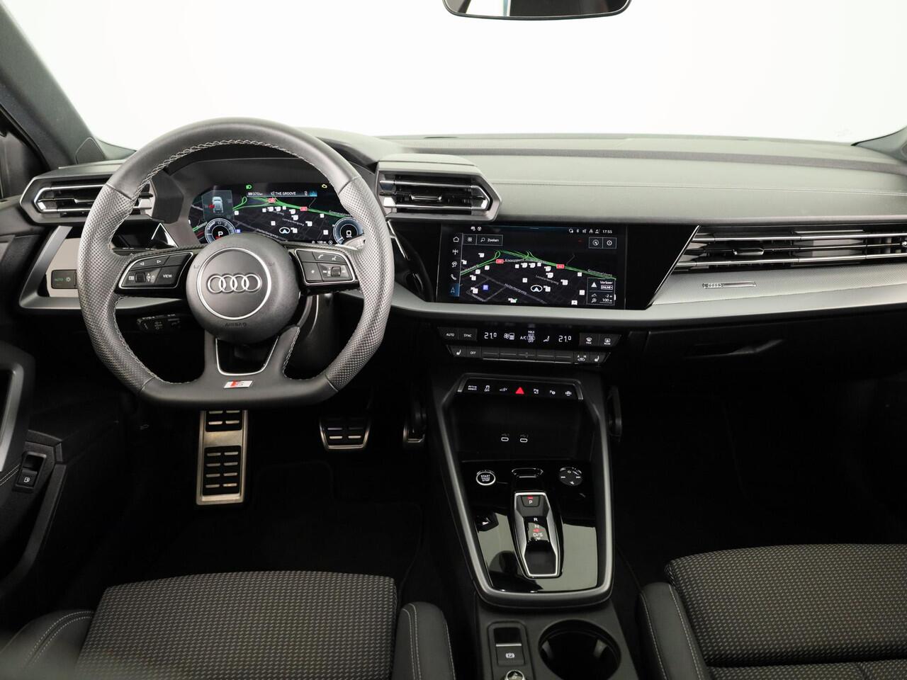 Audi A3 SPORTBACK 40 TFSI e S edition 204pk S-tronic | Verlengde garantie | Navigatie | Parkeersensoren (Park assist) | Adaptieve cruise control | Stoelverwarming | S-Line |