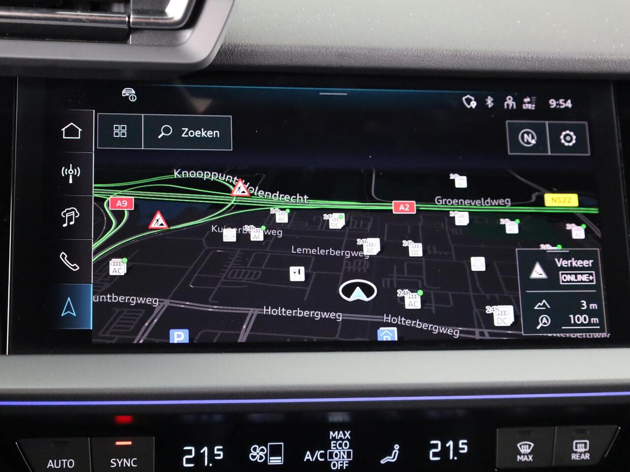 Audi A3 SPORTBACK 40 TFSI e S edition 204 pk S-tronic | Verlengde garantie | Navigatie | Panoramadak | Parkeersensoren (Park assist) | Achteruitrijcamera | Stoelverwarming | S-Line |