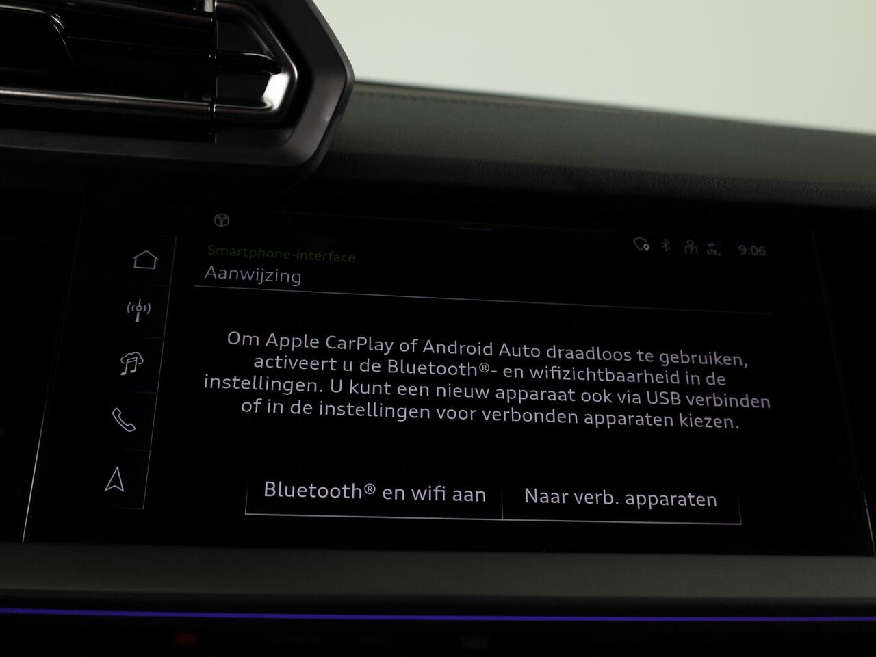 Audi A3 SPORTBACK 45 TFSI e S edition Competition 272 pk S-tronic | Verlengde garantie | Navigatie | Parkeersensoren (Park assist) | Achteruitrijcamera | Stoelverwarming | S-Line |