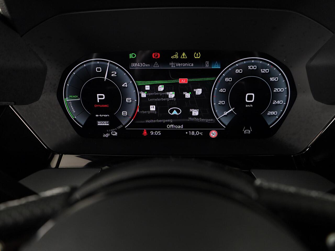Audi A3 SPORTBACK 45 TFSI e S edition Competition 272 pk S-tronic | Verlengde garantie | Navigatie | Parkeersensoren (Park assist) | Achteruitrijcamera | Stoelverwarming | S-Line |