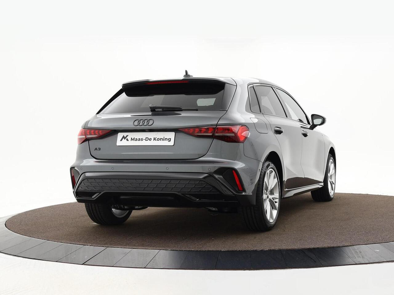 Audi A3 SPORTBACK 35 TFSI S edition 150 PK · Assis.pak Driving+Parking plus · Comfortpakket plus · Optiekpakket zwart plus