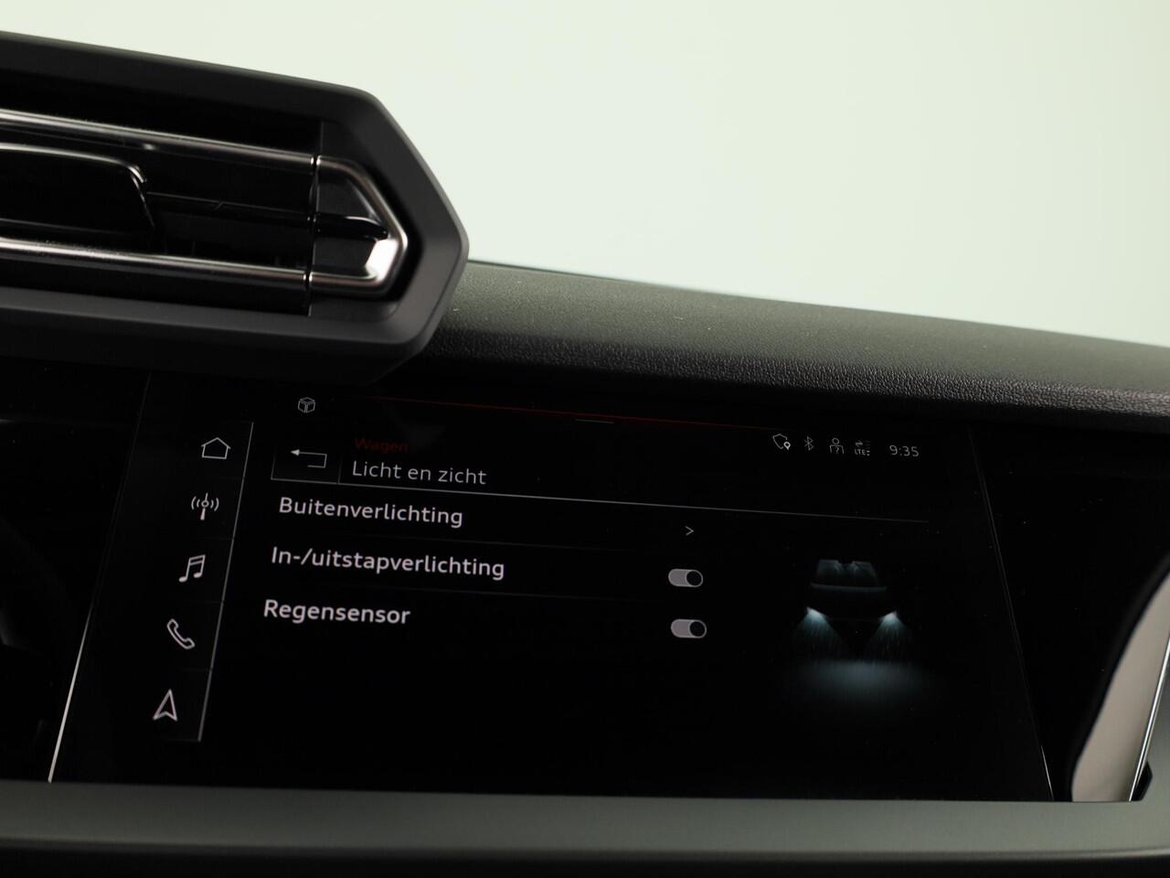 Audi A3 SPORTBACK Pro Line 40 TFSI e 204 pk | Parkeerhulp plus | Stoelverwarming voor | Automatische klimaatregeling | Audi smartphone interface |