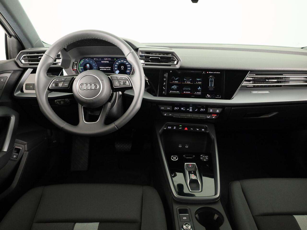 Audi A3 SPORTBACK Pro Line 40 TFSI e 204 pk | Parkeerhulp plus | Stoelverwarming voor | Automatische klimaatregeling | Audi smartphone interface |