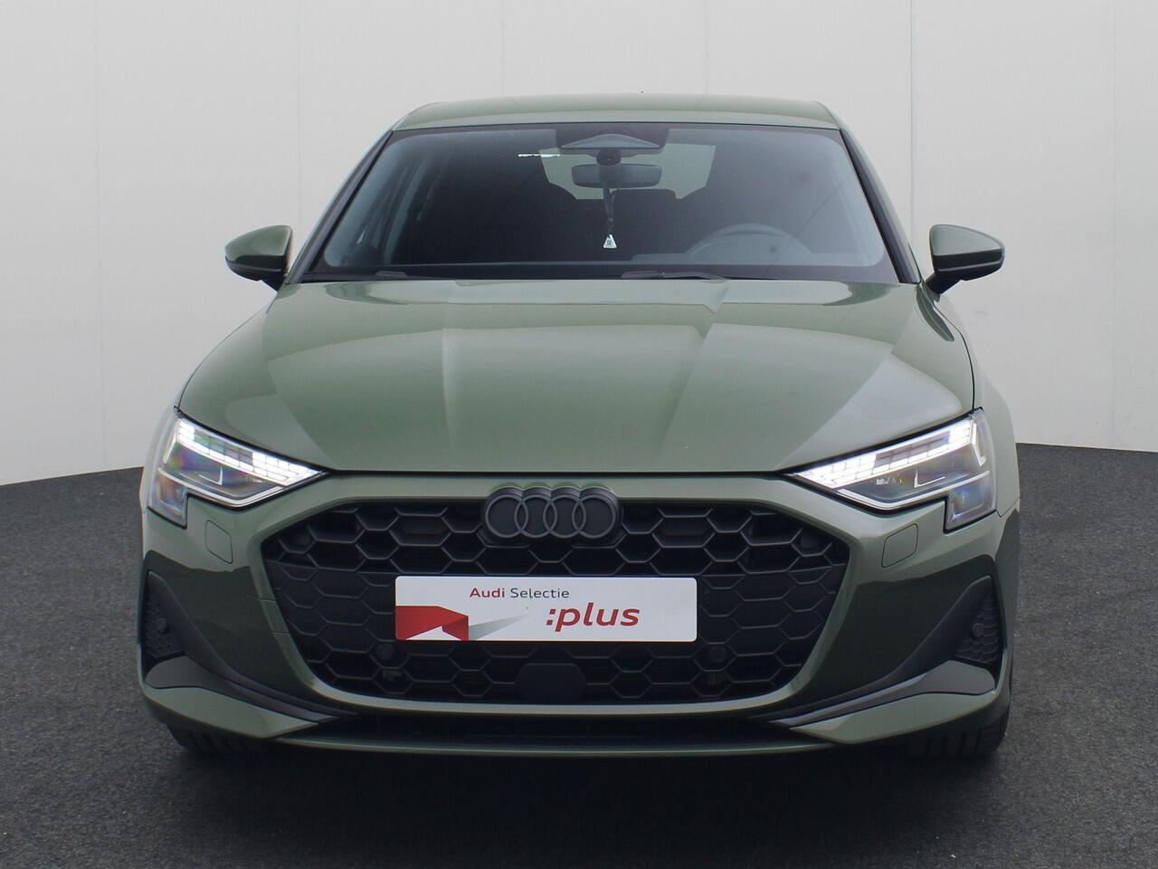 Audi A3 SPORTBACK 40 TFSI e Advanced edition 204 PK · Assist. pakket Driving+Parking plus · Optiekpakket zwart plus · Privacy glas