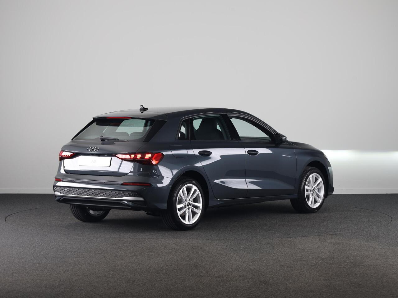 Audi A3 SPORTBACK Pro Line 40 TFSI e 204 pk | Assis.pak Driving+Parking plus | Led v+a, dyna. knipper. achter | Sportstoelen zwarte stof | Stoelverwarming voor |